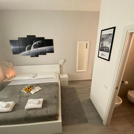 Roma Centro Softrooms Guest House Affittacamere Buitenkant foto