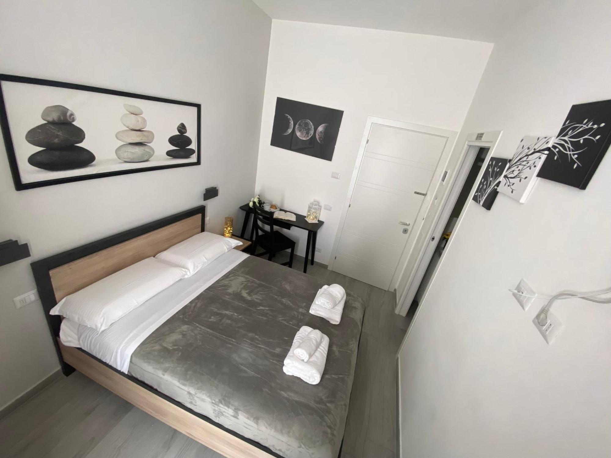 Roma Centro Softrooms Guest House Affittacamere Buitenkant foto