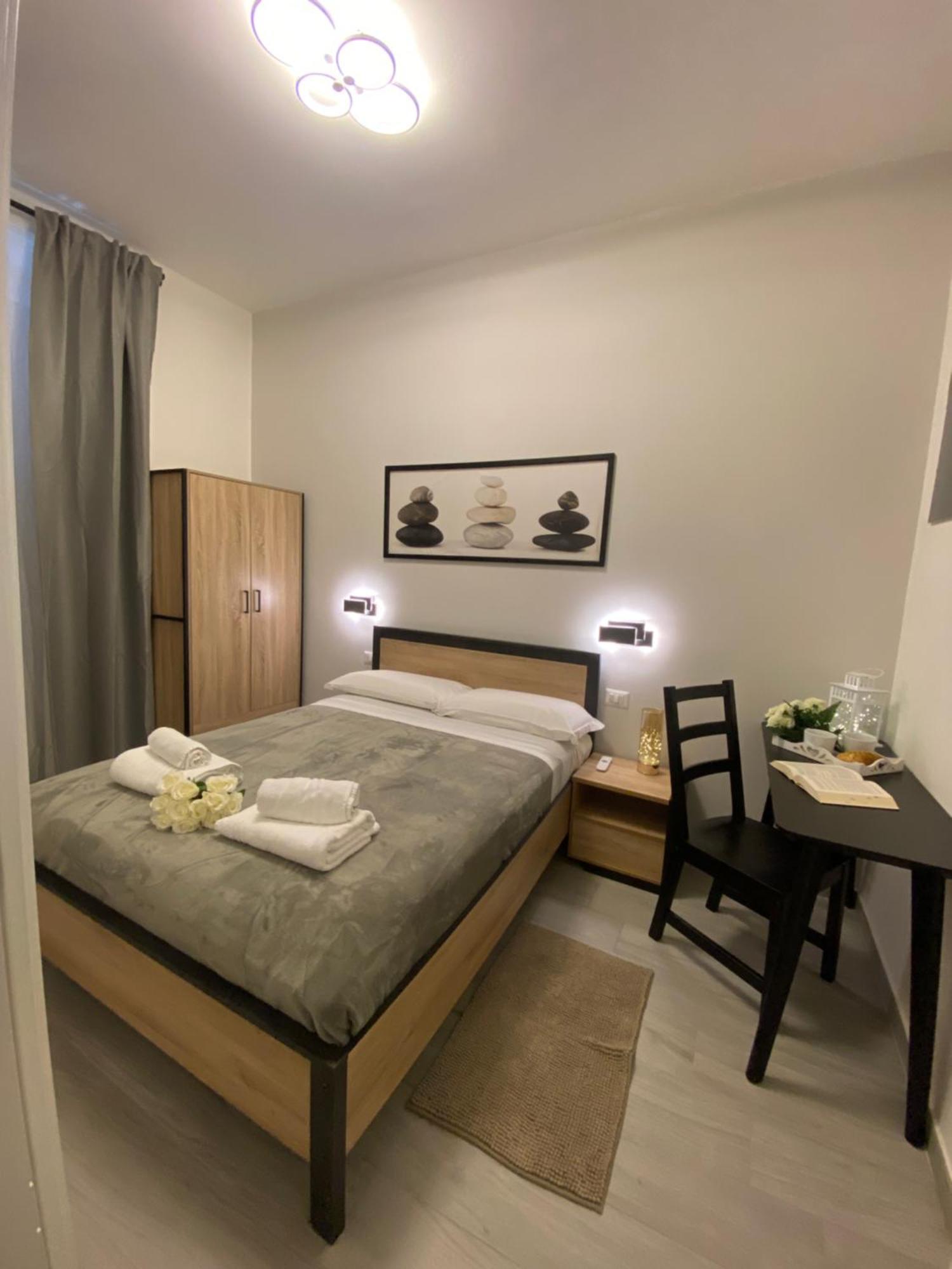 Roma Centro Softrooms Guest House Affittacamere Buitenkant foto