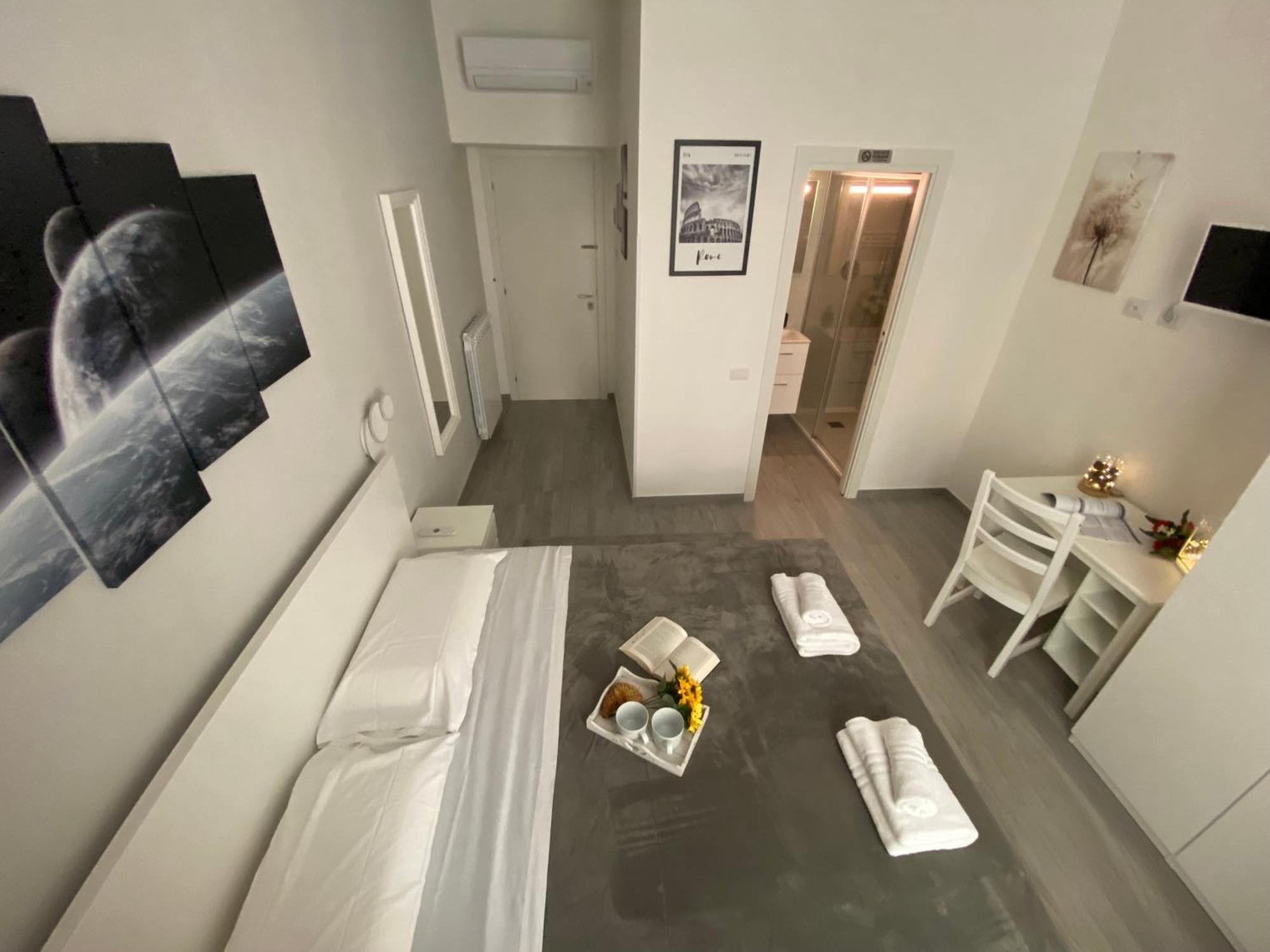 Roma Centro Softrooms Guest House Affittacamere Buitenkant foto