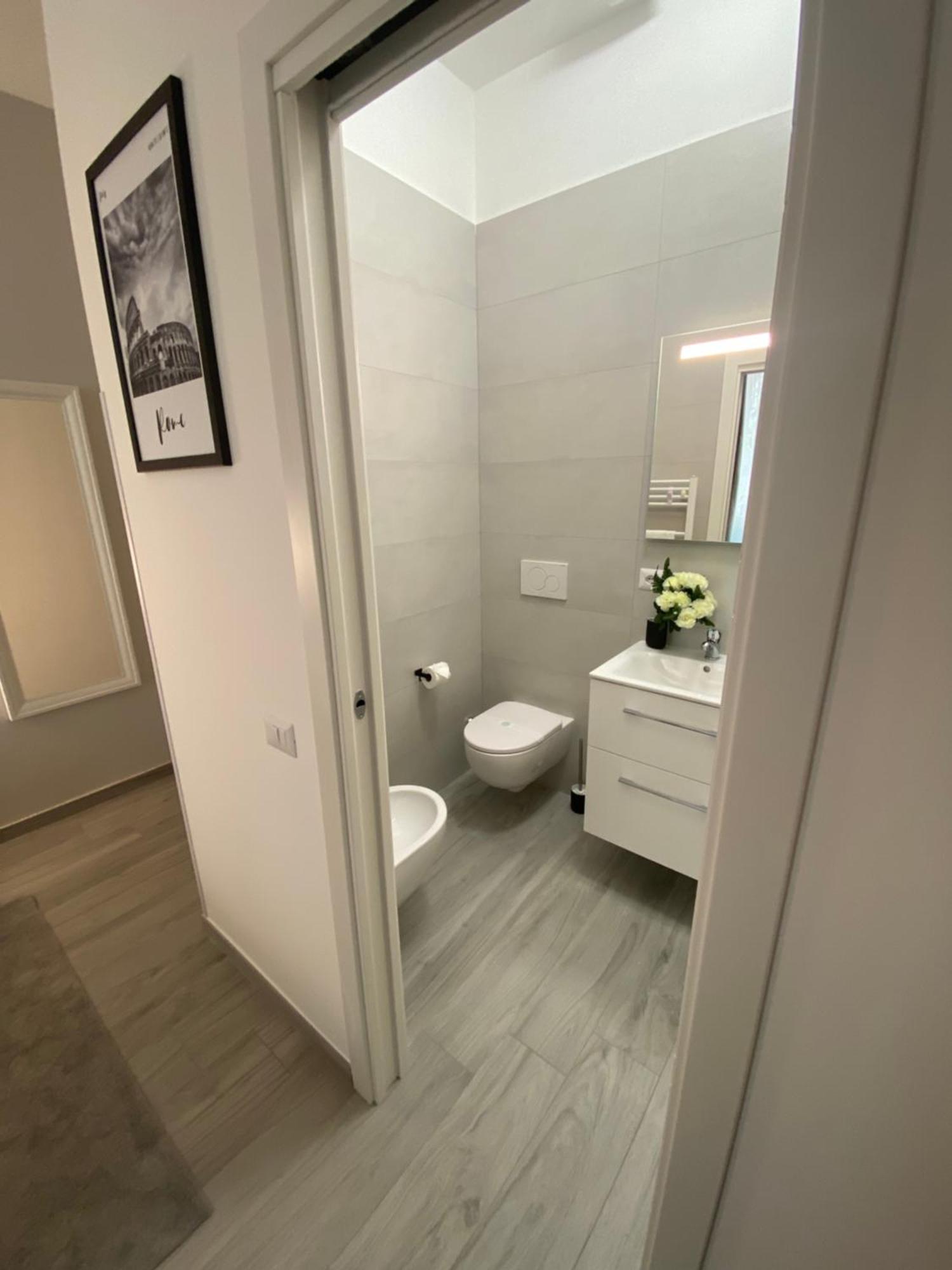 Roma Centro Softrooms Guest House Affittacamere Buitenkant foto