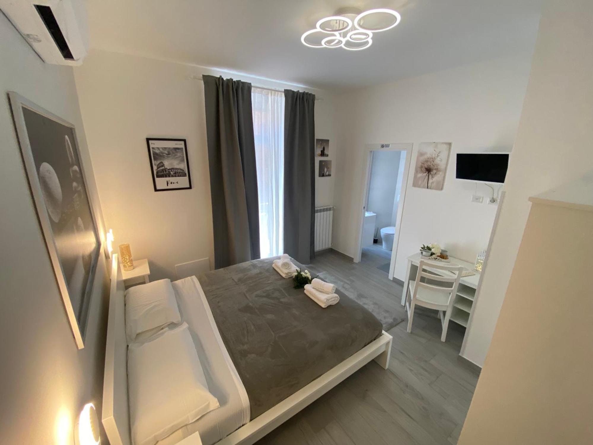 Roma Centro Softrooms Guest House Affittacamere Buitenkant foto