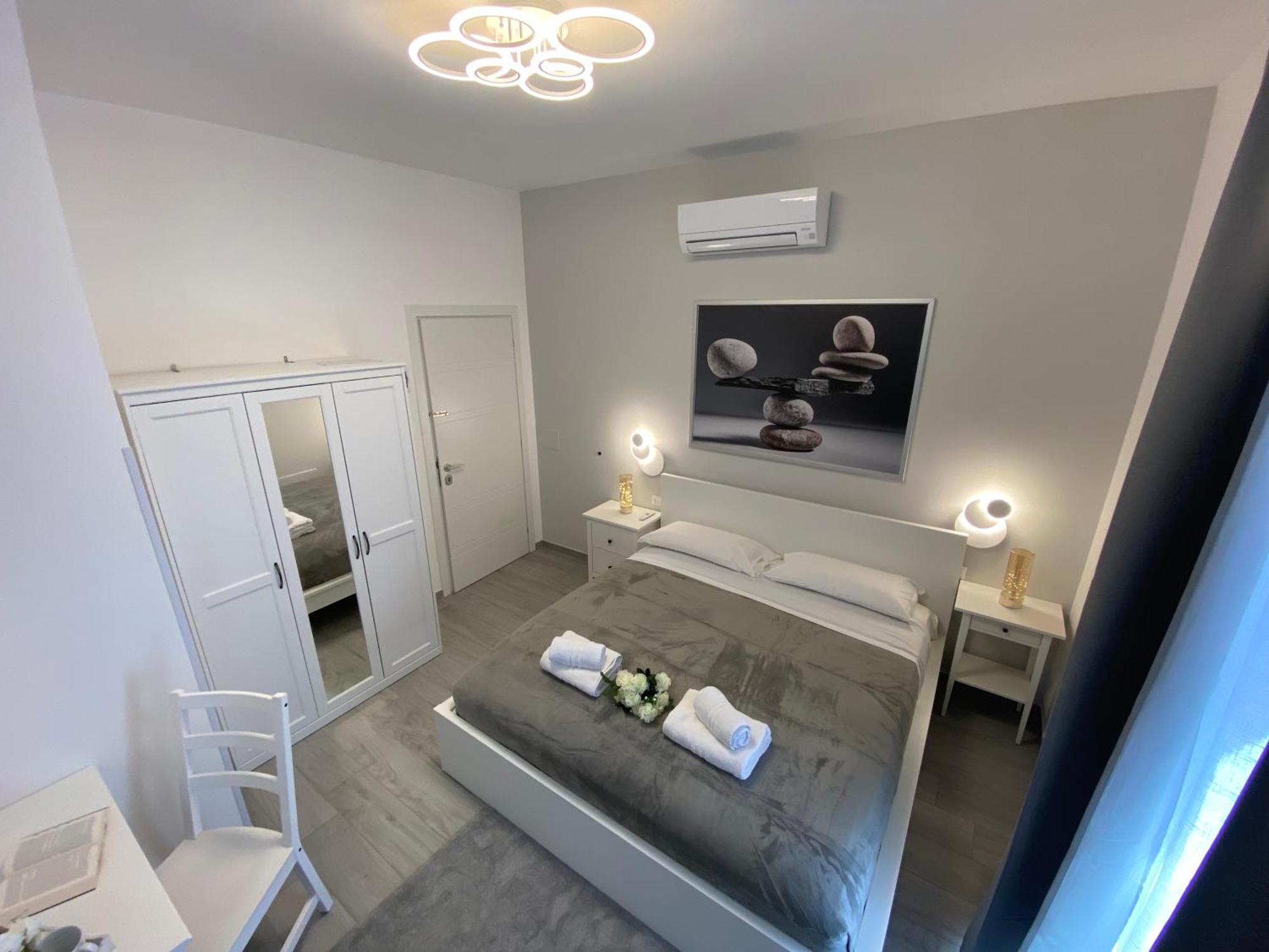 Roma Centro Softrooms Guest House Affittacamere Buitenkant foto